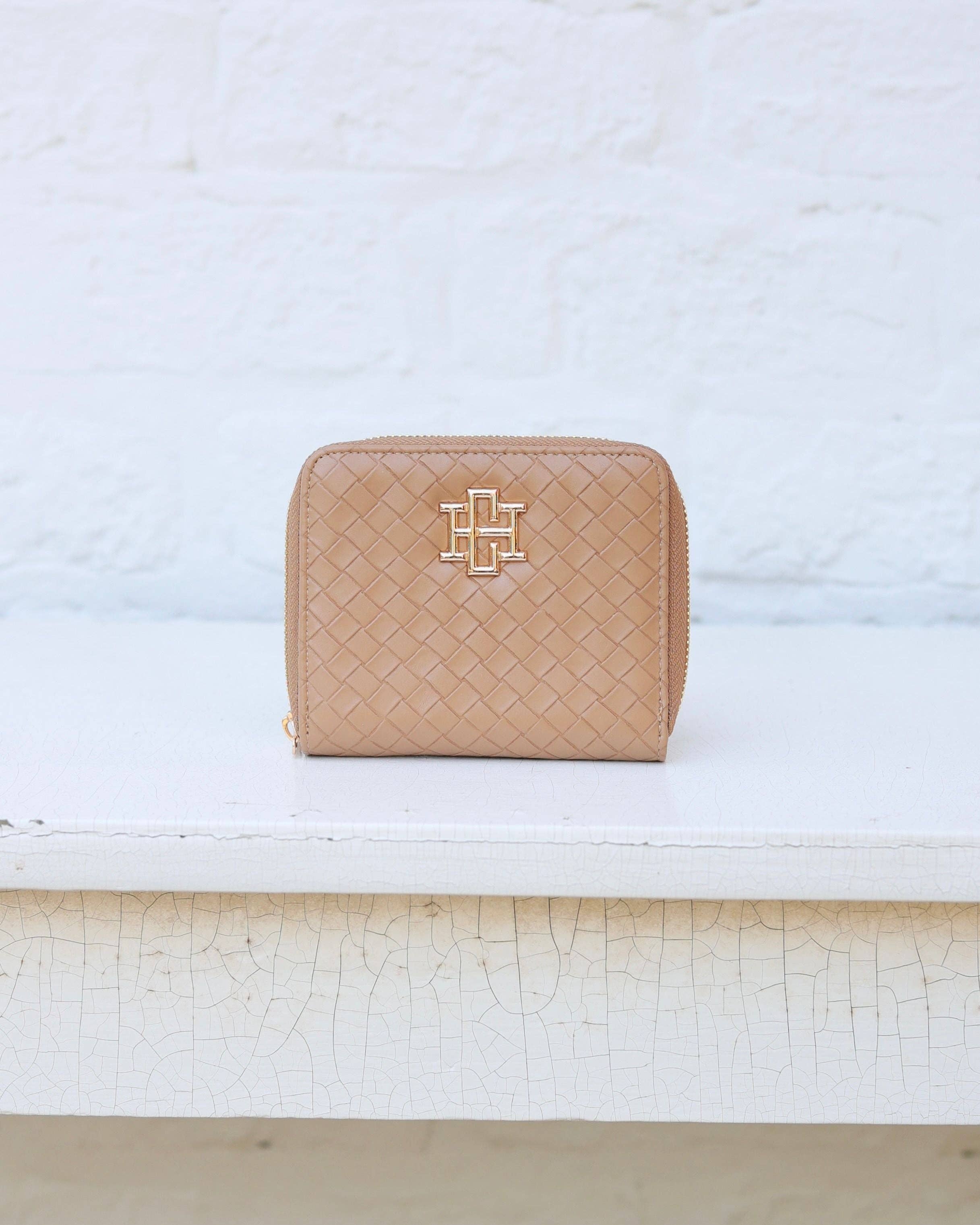 Caroline Hill – Alli D's Boutique