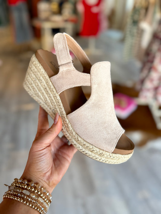 Pose-Sand Faux Suede-Corkys
